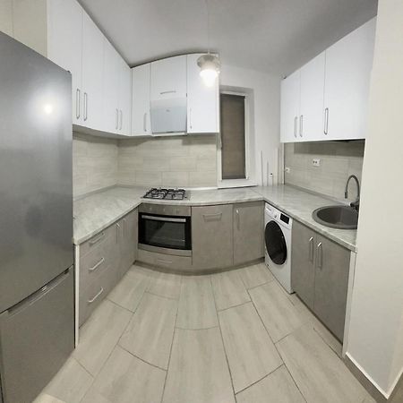 Home Sweet Home Apartment With 3 Rooms บูเซา ภายนอก รูปภาพ