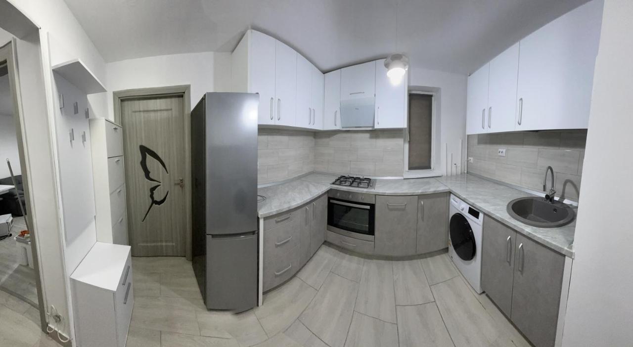 Home Sweet Home Apartment With 3 Rooms บูเซา ภายนอก รูปภาพ