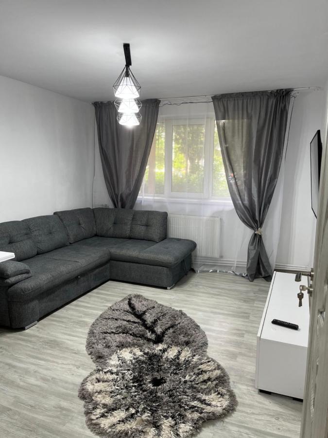 Home Sweet Home Apartment With 3 Rooms บูเซา ภายนอก รูปภาพ